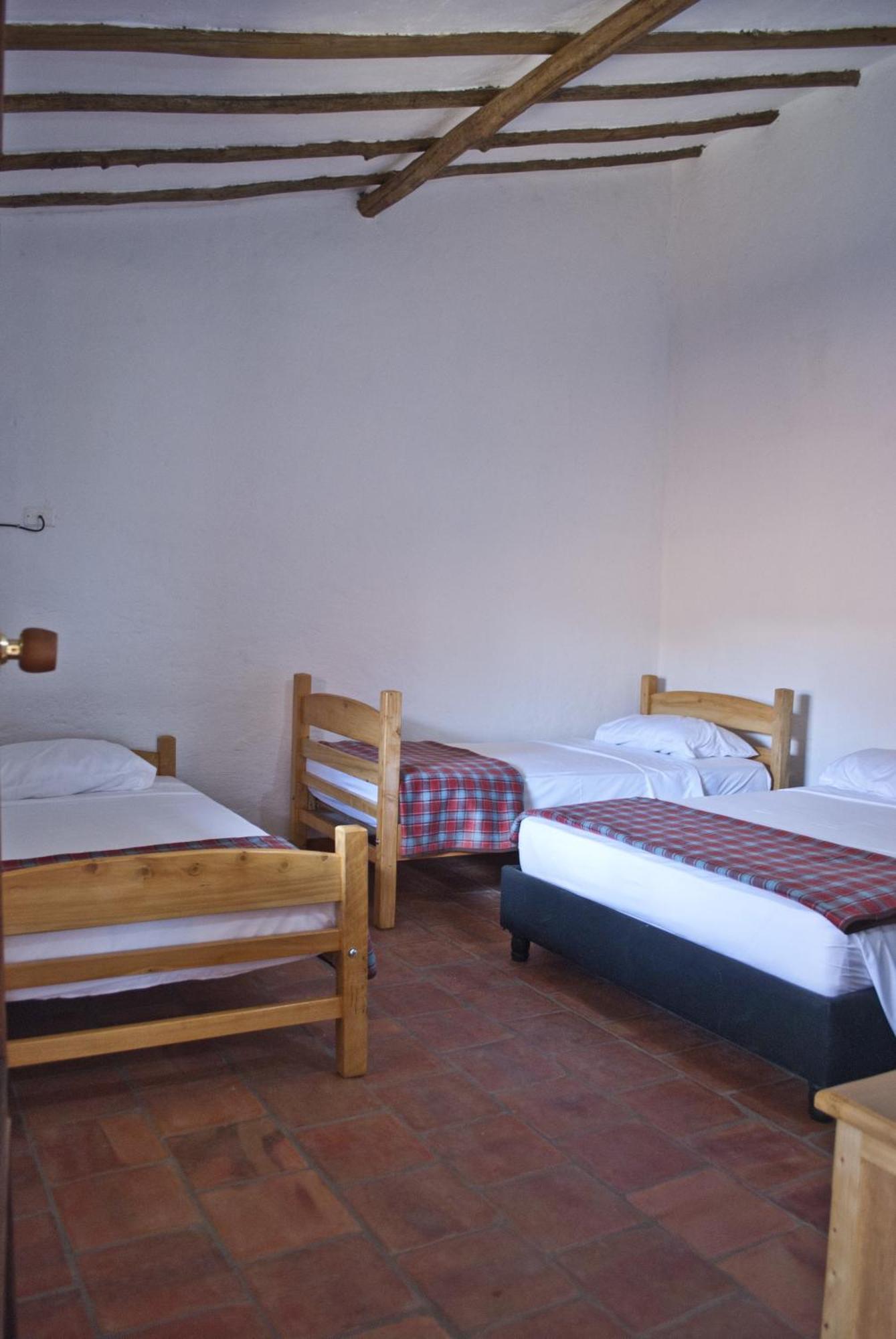 Hotel Casa Aparicio Lopez Barichara Habitación foto